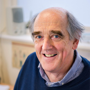 Джон Бентон